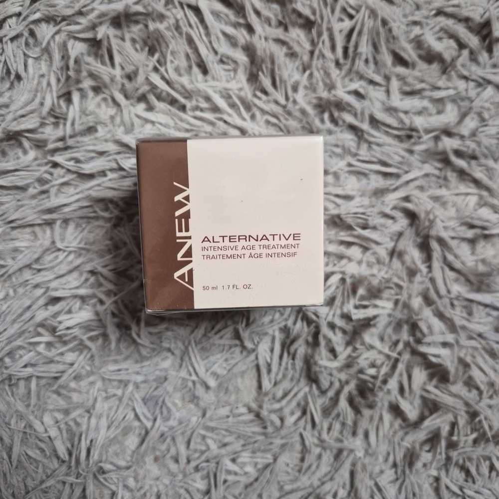 Avon Anew Alternative Intensive Age Treatment Cream 50 mL 1.7 fl oz New NWT NIB